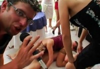Репортаж с пьяной оргии на американской порно вечеринке со шлюхами